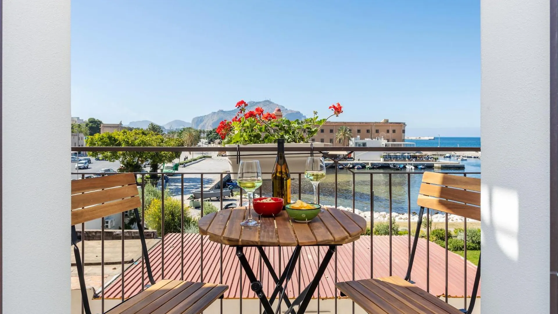 Old Port Luxury Apartments Palermo Italy