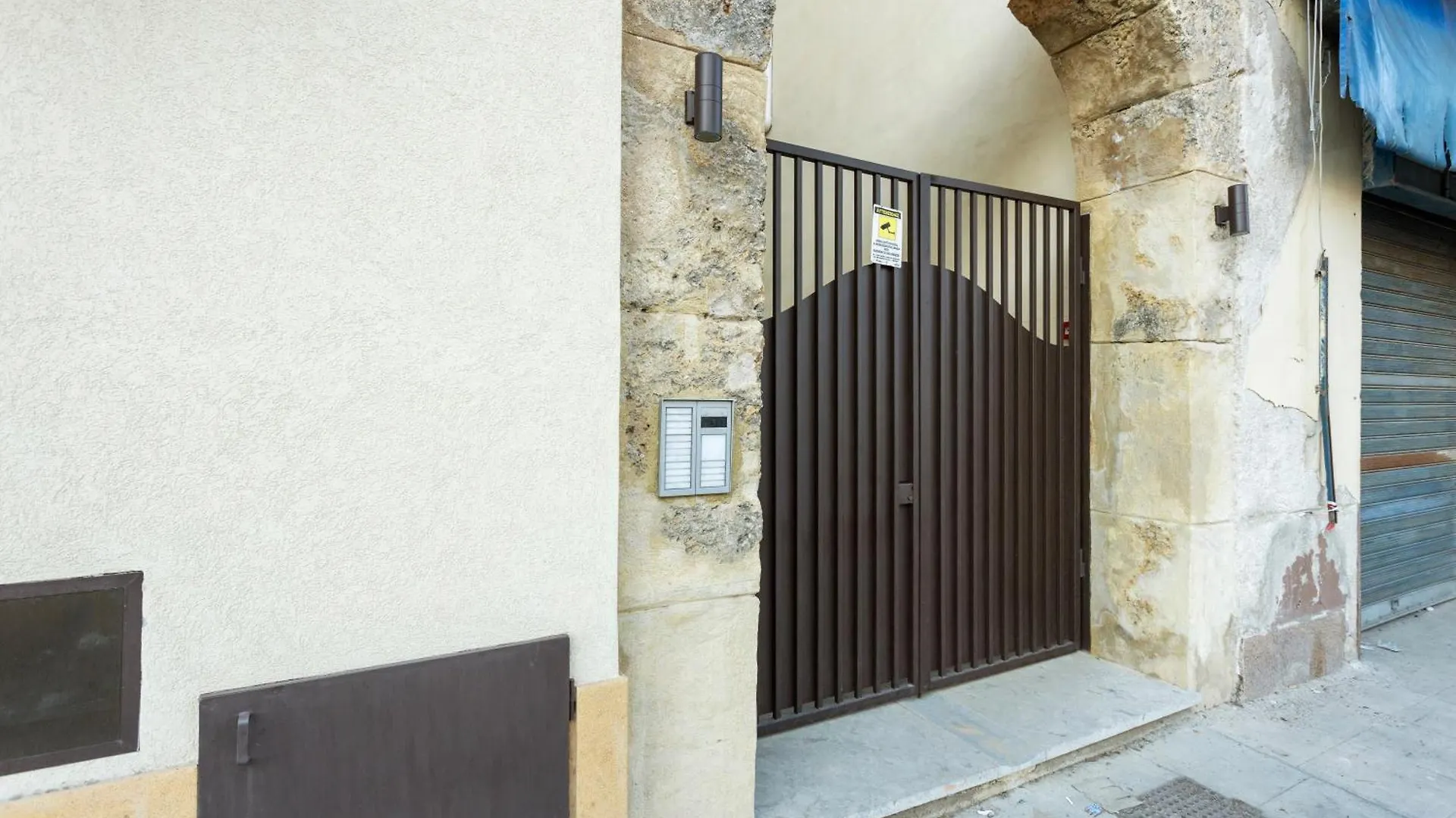 Old Port Luxury Apartments Palermo 0*,  Italy